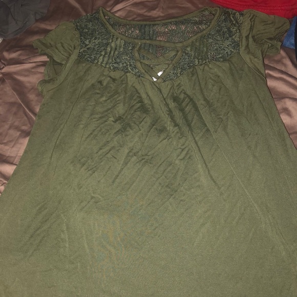 Short Sleeve Green Shirt - Picture 1 of 3